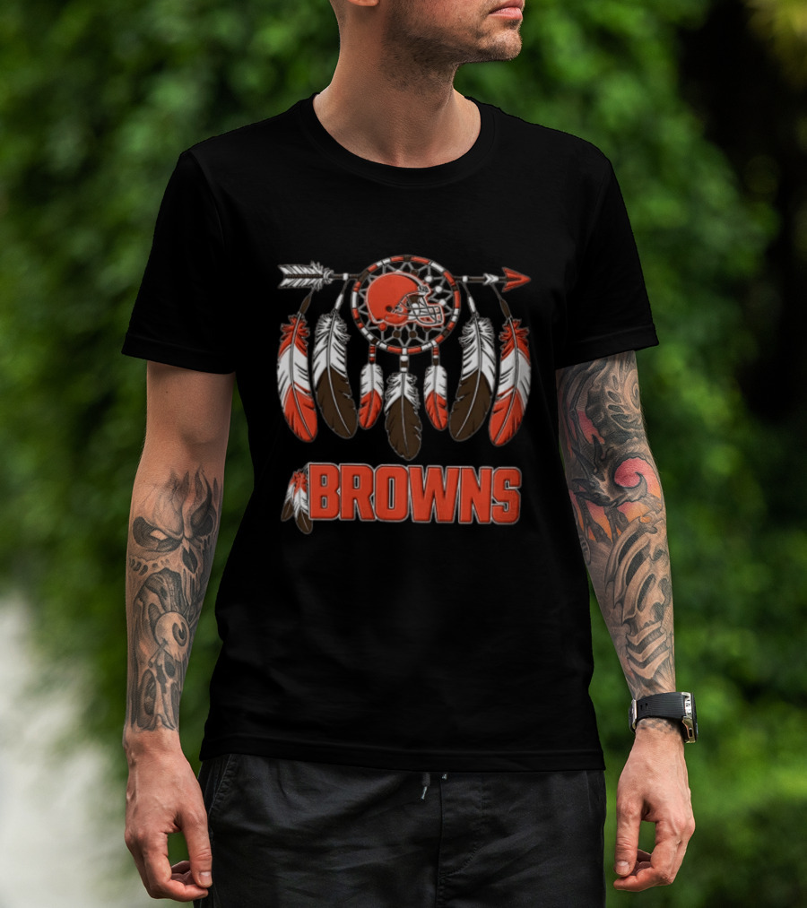 Cleveland Browns Dreamcatcher With Feathers And Arrow T-Shirt