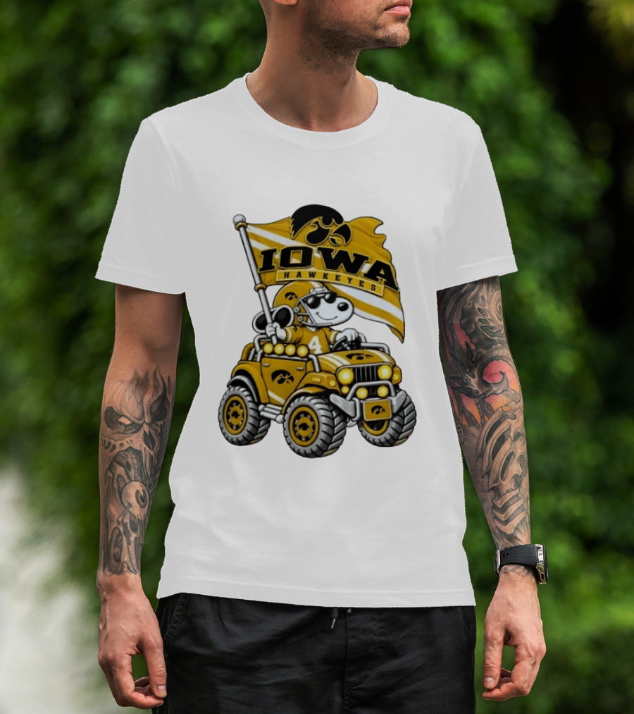 Iowa Hawkeyes Snoopy Offroad Jeep Adventure NCAA Football Flag T-Shirt