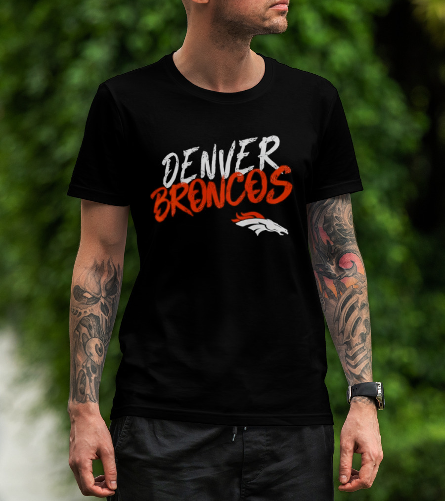 Denver Broncos Team Spirit Bold Brush Script With Iconic Horse T-Shirt