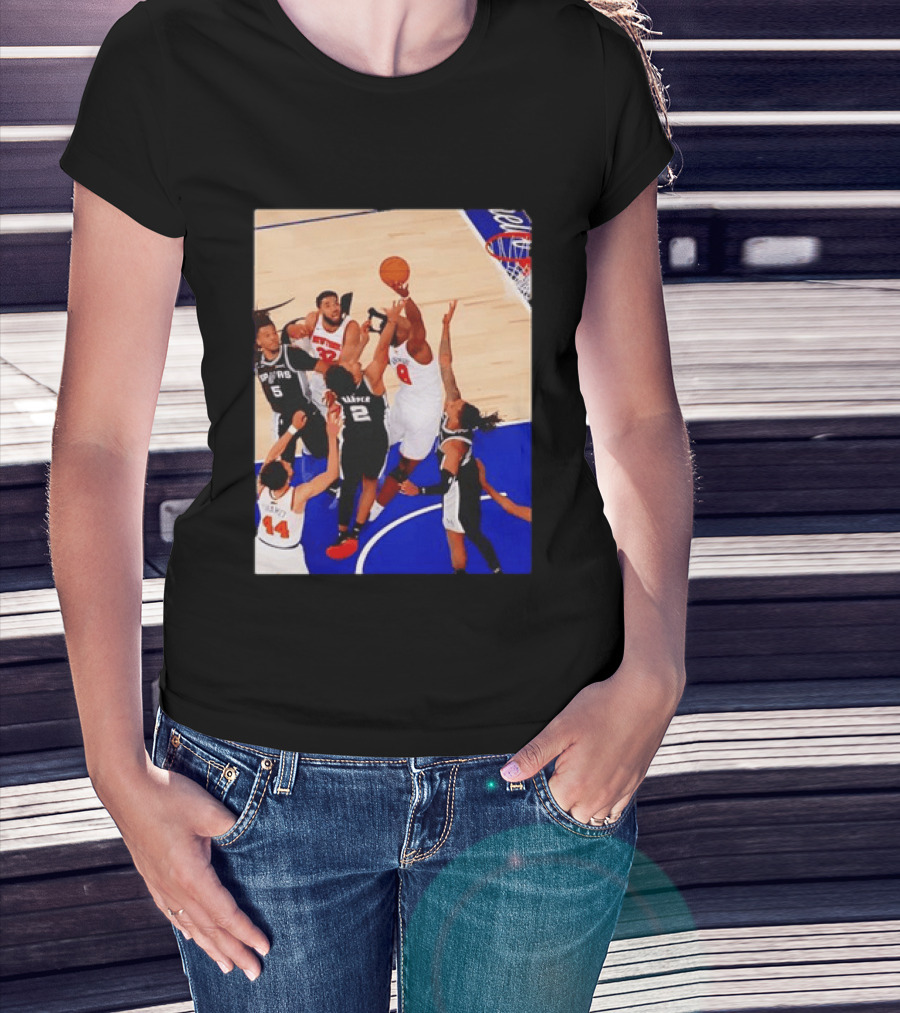 The Putback With OG Knicks Dunking Against Spurs T-Shirt