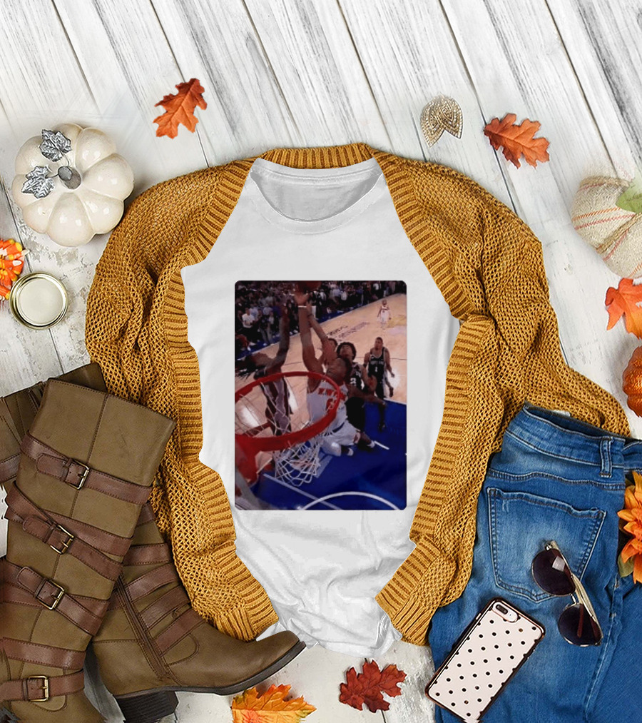 OG Anunoby Laocoon Knicks Game 4 Basketball Moment T-Shirt