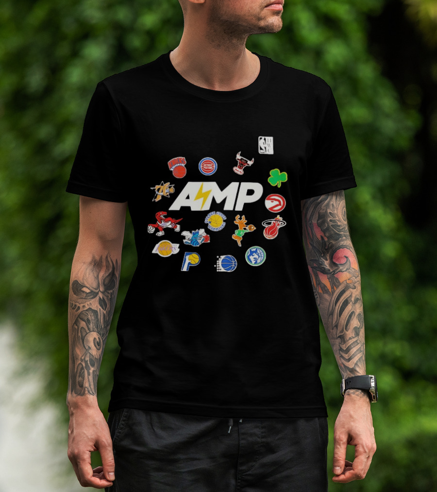 AMP Knicks Pistons Bulls 76ers Warriors Bucks Heat Lakers Hornets Pacers Raptors Mavericks Celtics Hawks T-Shirt