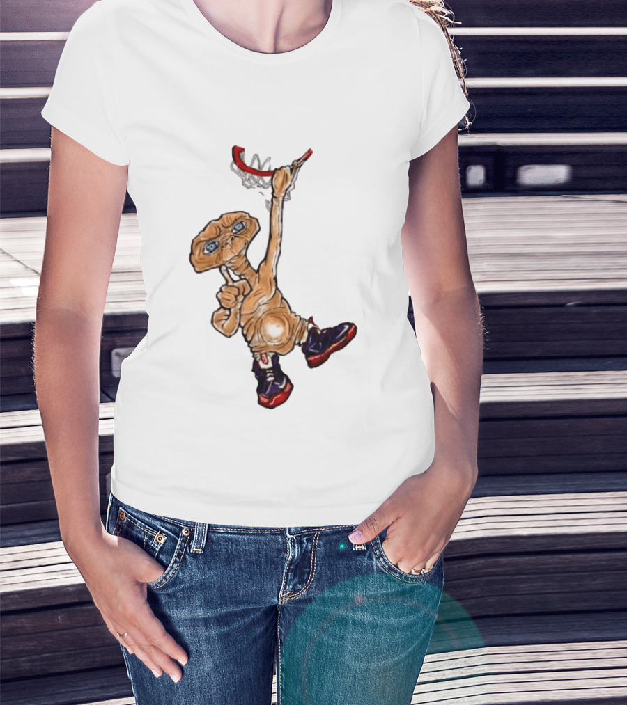 E The Extra Terrestrial Dunk Basketball Alien Retro Sneakers T-Shirt