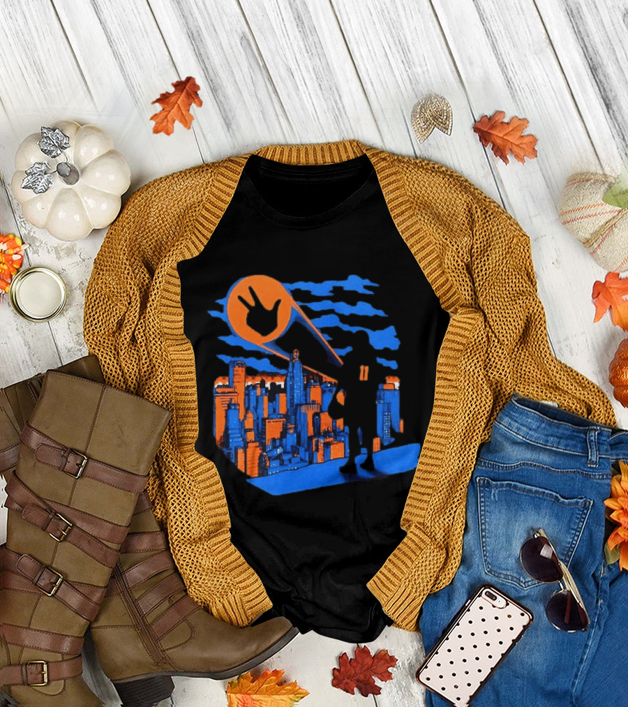 Jalen Brunson Three Points New York City Knicks NBA Basketball Player Skyline T-Shirt
