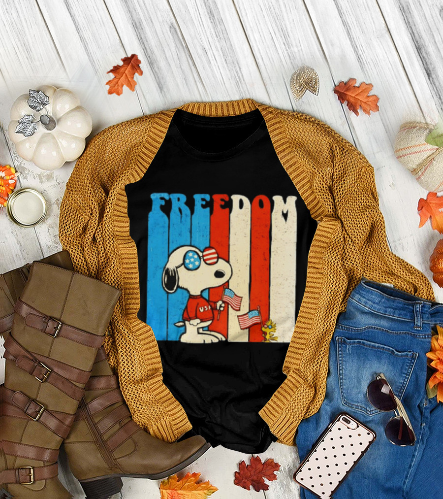 Freedom Snoopy Woodstock Peanuts USA 250th Anniversary Patriotic Celebration T-Shirt