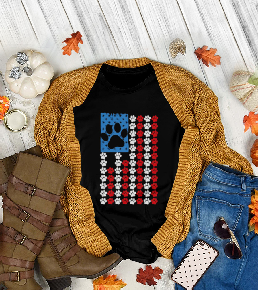 American Flag Paw Print Patriotic Animal Lover Dog Cat Pet Iconic USA Pride T-Shirt