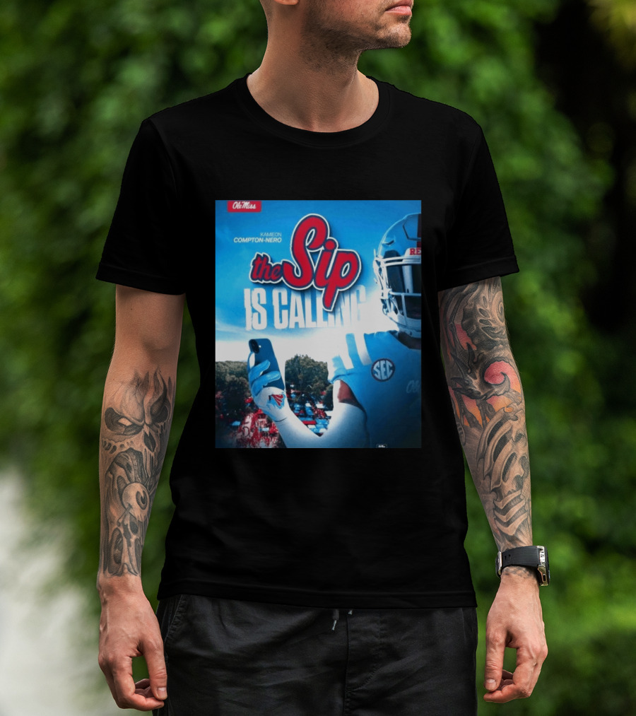 Ole Miss Rebels The Sip Is Calling Kamieon Compton Nero T-Shirt