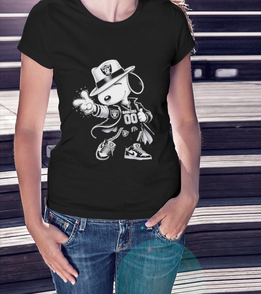 Snoopy X Las Vegas Raiders 00 Football Character With Team Symbol In White T-Shirt