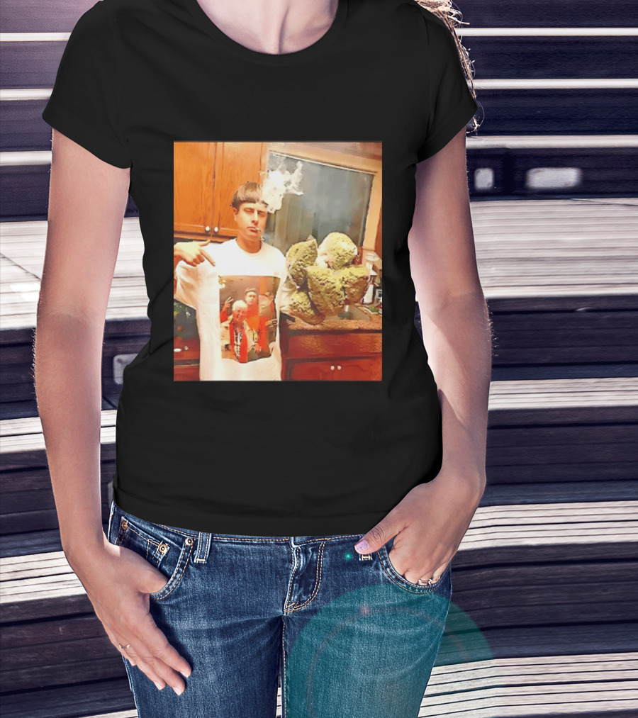 Oliver Tree Cannabis Oversized Buds And With Smoking Image T-Shirt