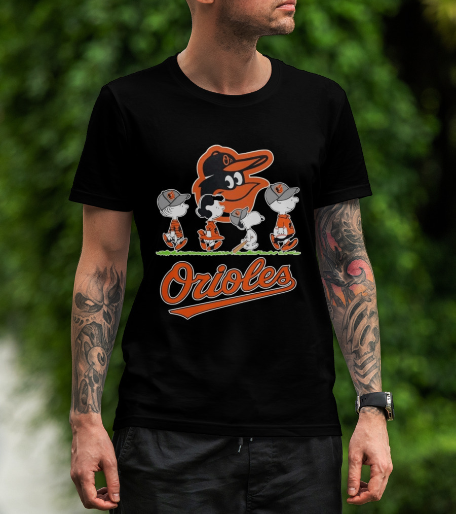 Peanuts Gang With Baseball Orioles T-Shirt