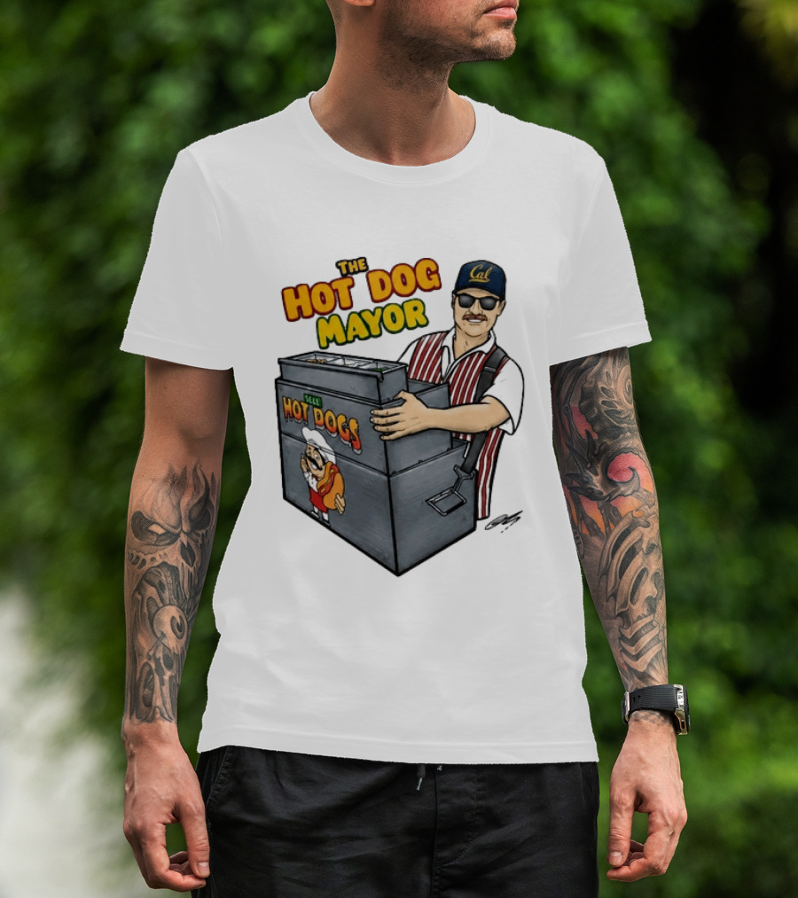 The Hot Dog Mayor Vendor With Cal Hat And Hot Dogs Cart T-Shirt