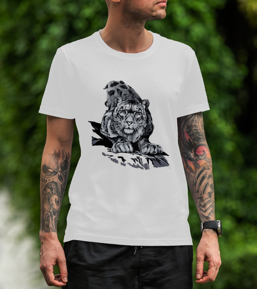 Snow Leopard Harlequin Nature Wildlife Majestic Predator T-Shirt