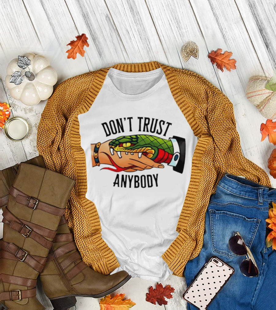 Snake Handshake Don't Trust Anybody Tattoo Warning T-Shirt