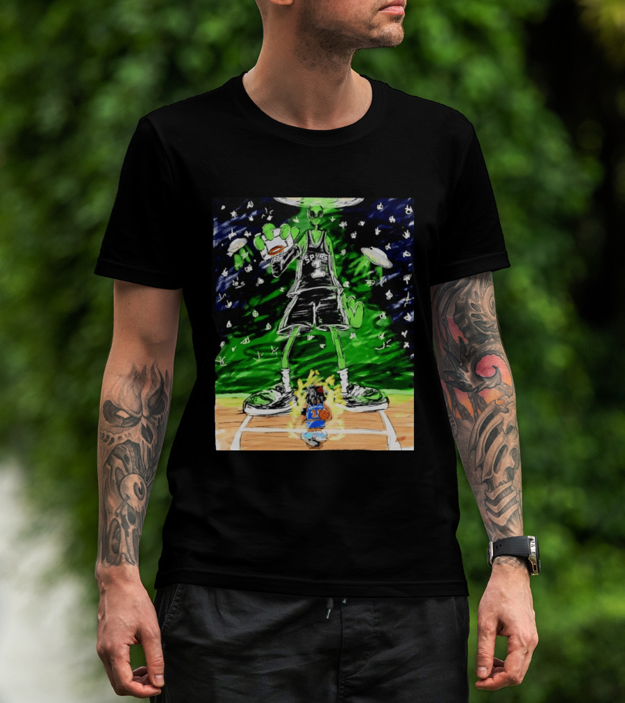 Victor Wembanyama Alien San Antonio Spurs Vs Jalen Brunson New York Knicks NBA Showdown T-Shirt