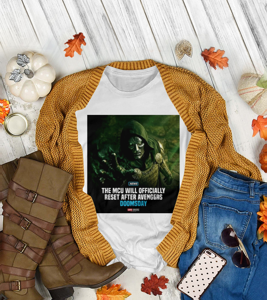 Avengers Doomsday MCU Reset Announcement Super Universe News T-Shirt