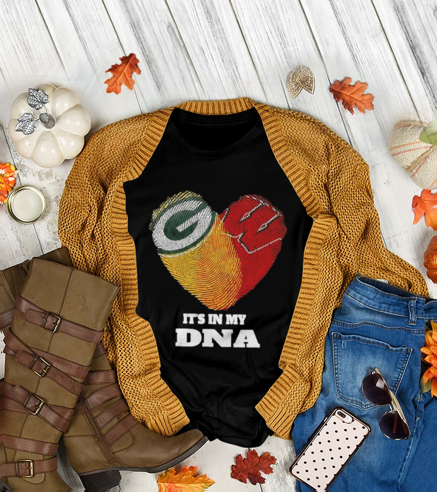 Green Bay Packers It's in My DNA Heart Fingerprint T-Shirt