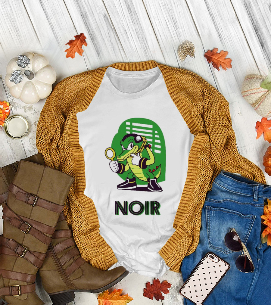 Vector the Crocodile Chaotix Detective Agency Noir Magnifying Glass Image T-Shirt