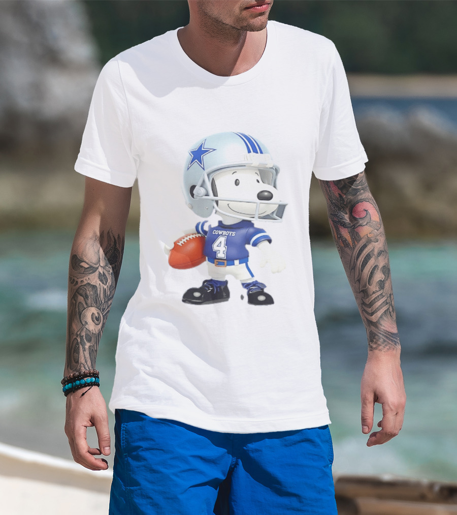Peanuts Snoopy Cowboys Football Player 4 Helmet Dallas Fan Gear T-Shirt