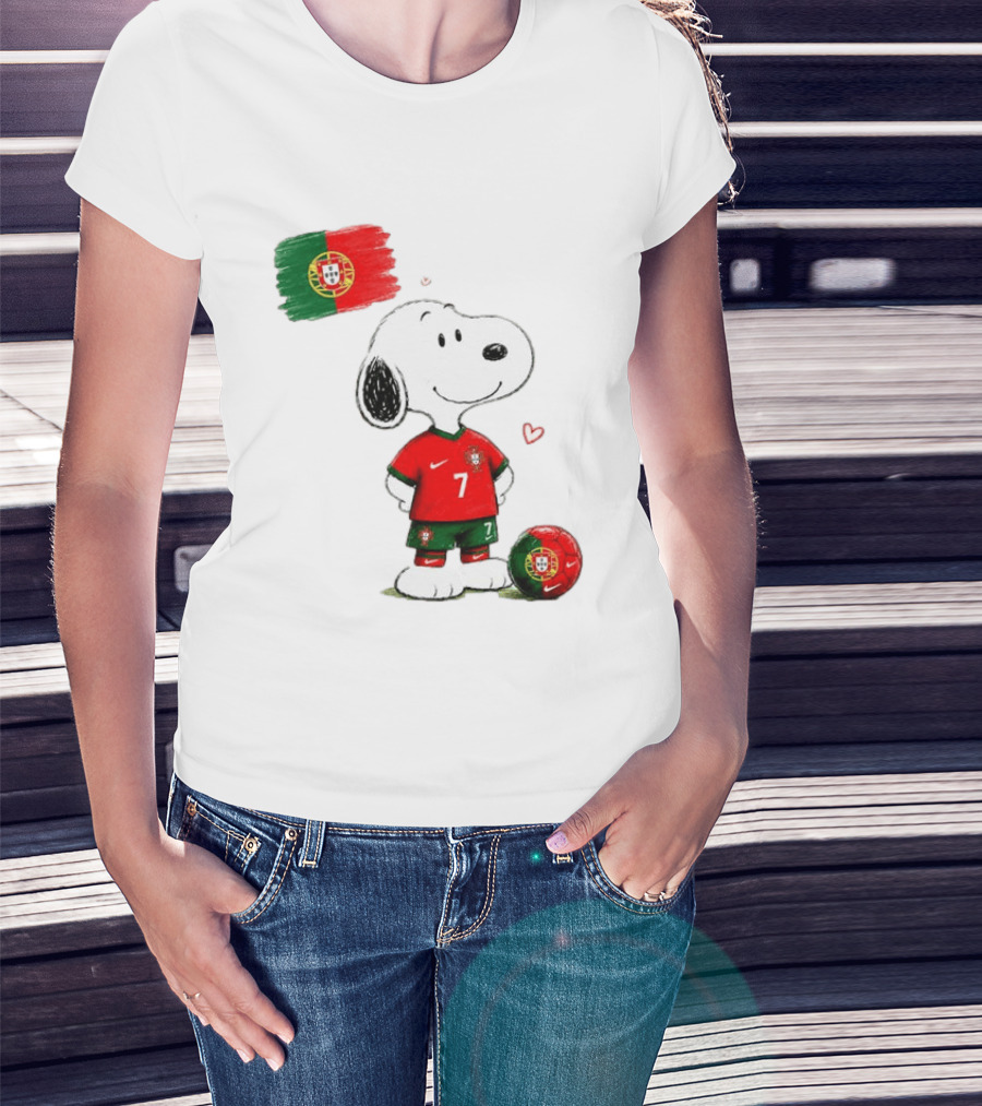 Cristiano Ronaldo Snoopy Portugal Football Number 7 Nike T-Shirt