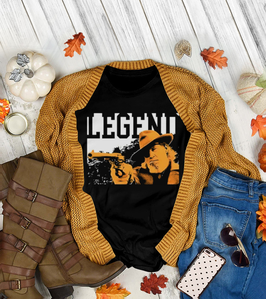 Legend Marshal Reuben J. Cogburn True Grit Icon with Hat and Gun T-Shirt