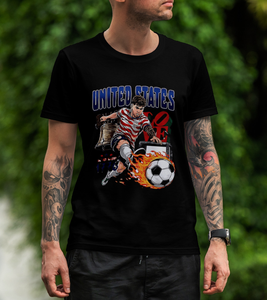 Christian Pulisic United States Soccer Fireball Liberty Bell Established 1776 T-Shirt
