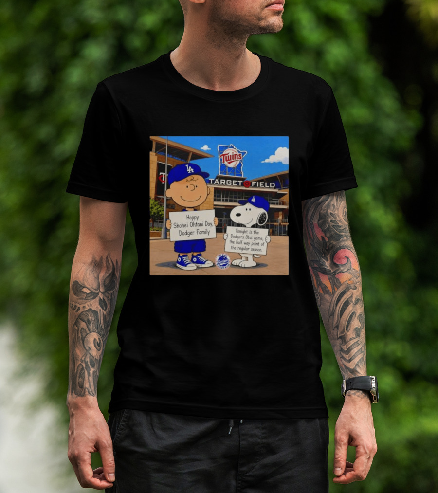 Snoopy And Charlie Brown Happy Shohei Ohtani Day Dodgers Twins Target Field T-Shirt