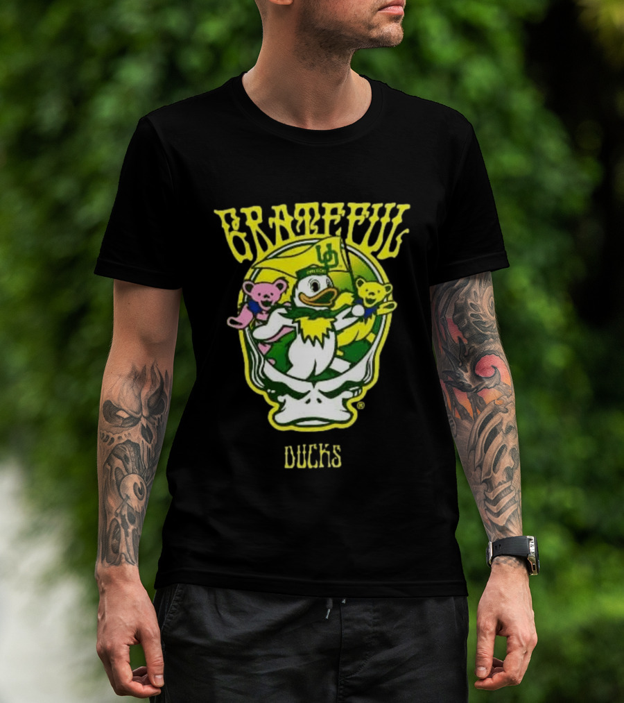 GratefulDucks Oregon Ducks 2025 Football Team Collaboration T-Shirt