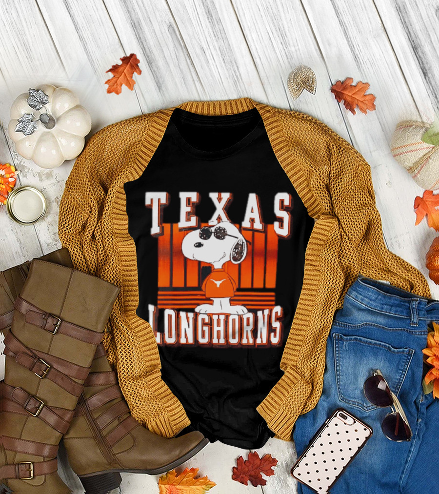 Texas Longhorns Snoopy Sunglasses Peanuts T-Shirt