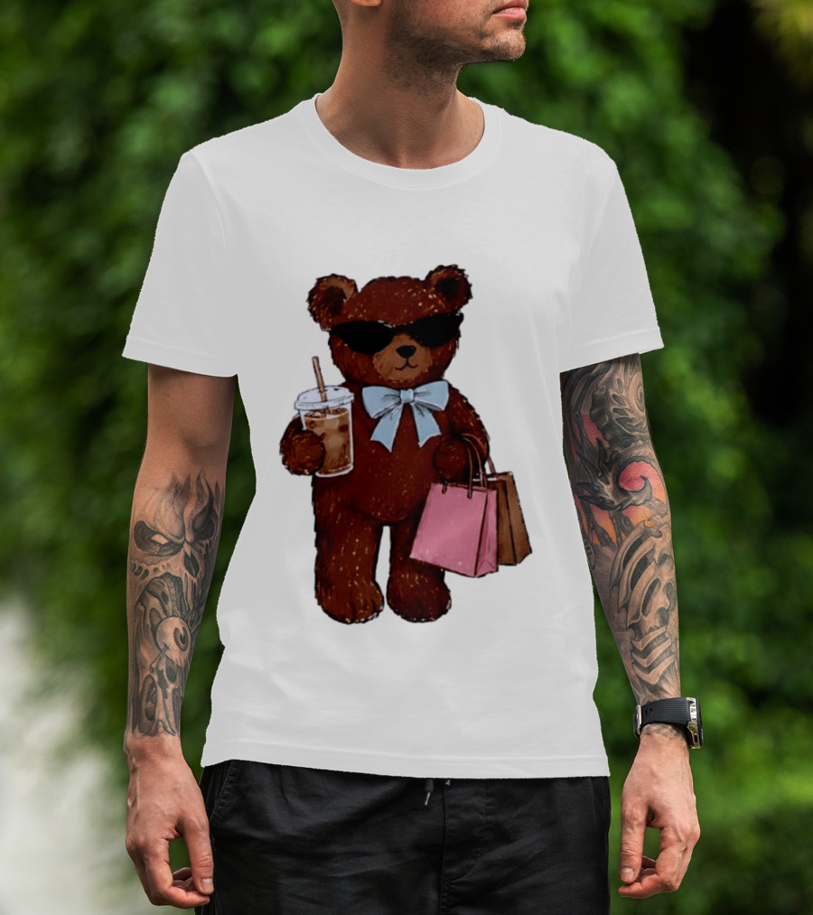 Cool Teddy Bear Shopping With Treats And Accessories T-Shirt