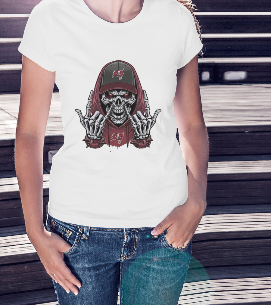 Buccaneers Skeleton Rock On Pirate T-Shirt