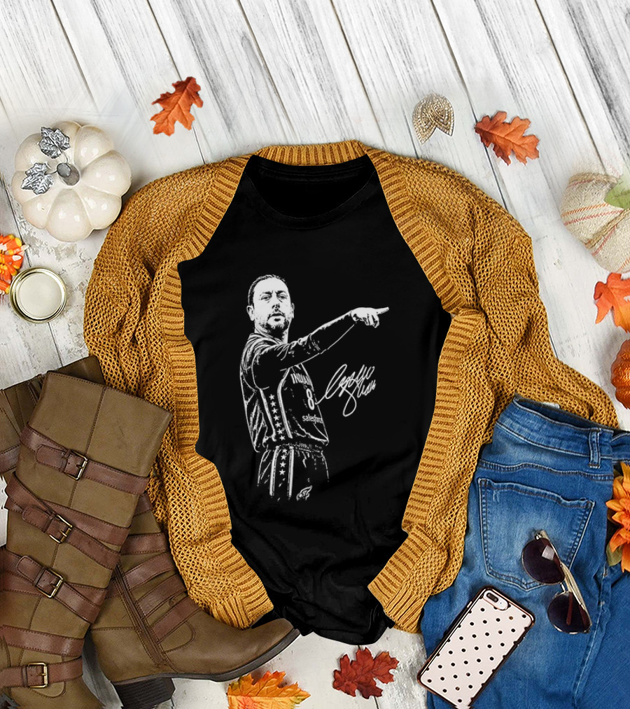 Sophie Cunningham Pointing Roberto De Zerbi T-Shirt