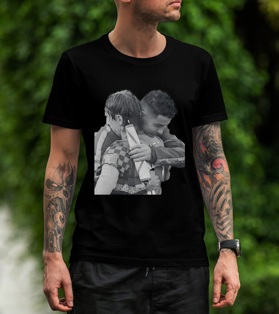 Luka Modric Cristiano Ronaldo Embrace Football Respect UEFA Nations League Croatia Portugal T-Shirt
