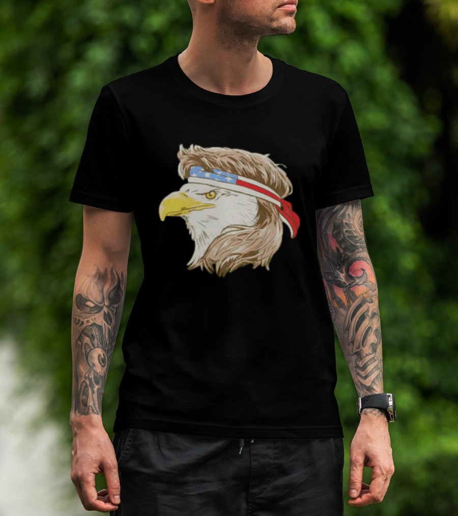 Bald Eagle With American Flag Bandana And Patriotic Hair T-Shirt