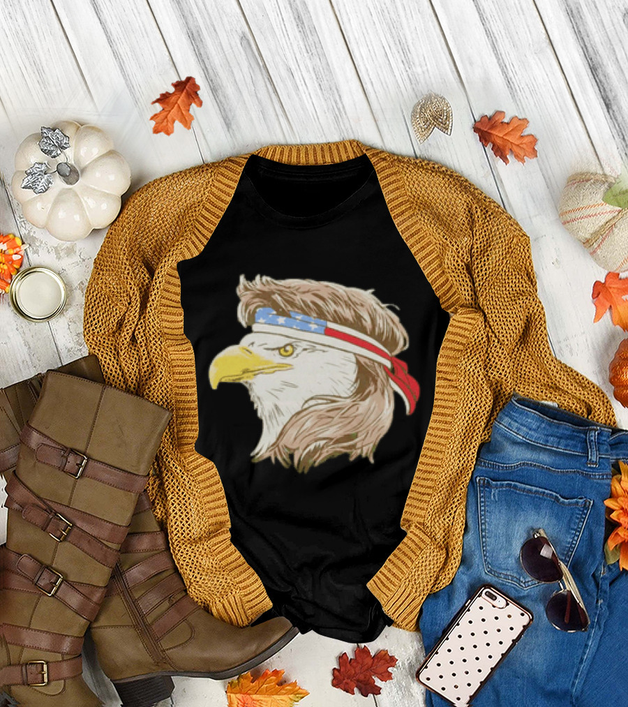 Bald Eagle with American Flag Bandana and Patriotic Hair T-Shirt