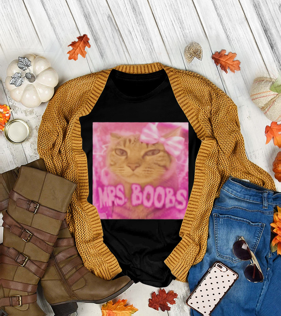 Mrs Boobs Cat Pink Aesthetic with Bow T-Shirt