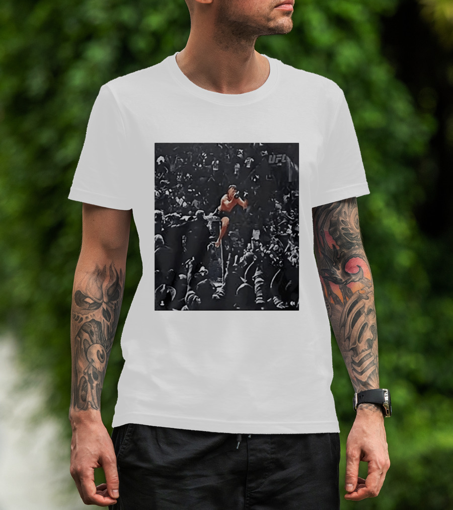 Diego Lopes UFC Middle Finger Crowd Moment T-Shirt