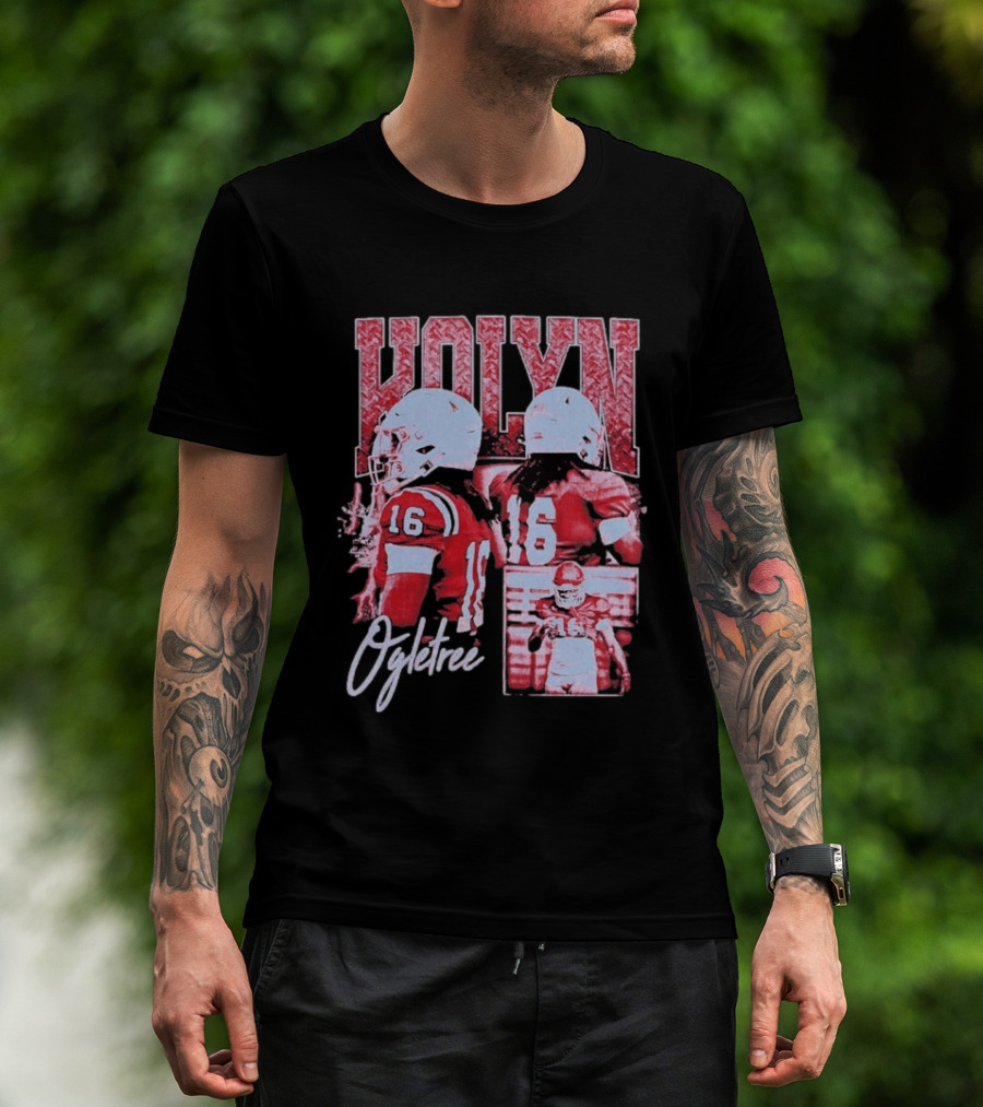Kolyn Ogletree Number 16 Football Action Georgia Bulldogs T-Shirt