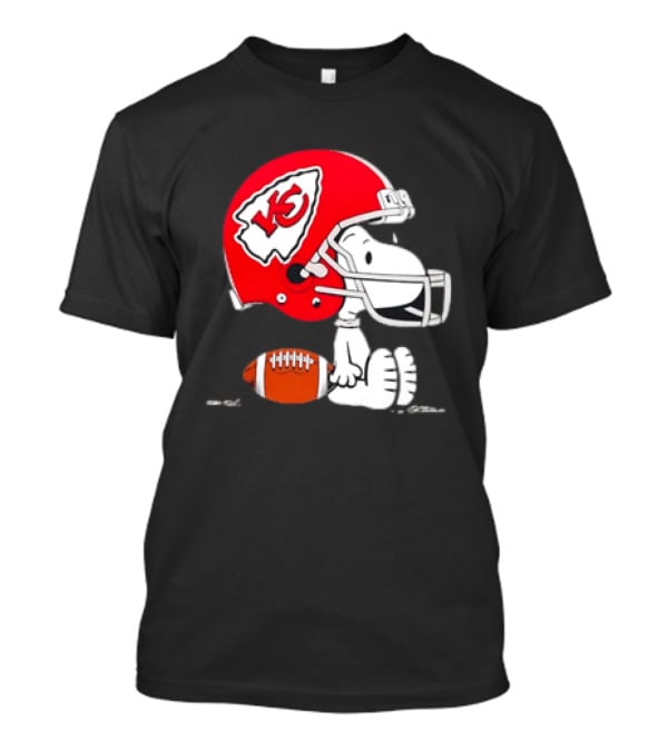 Snoopy Kansas City Chiefs Helmet Football T-Shirt