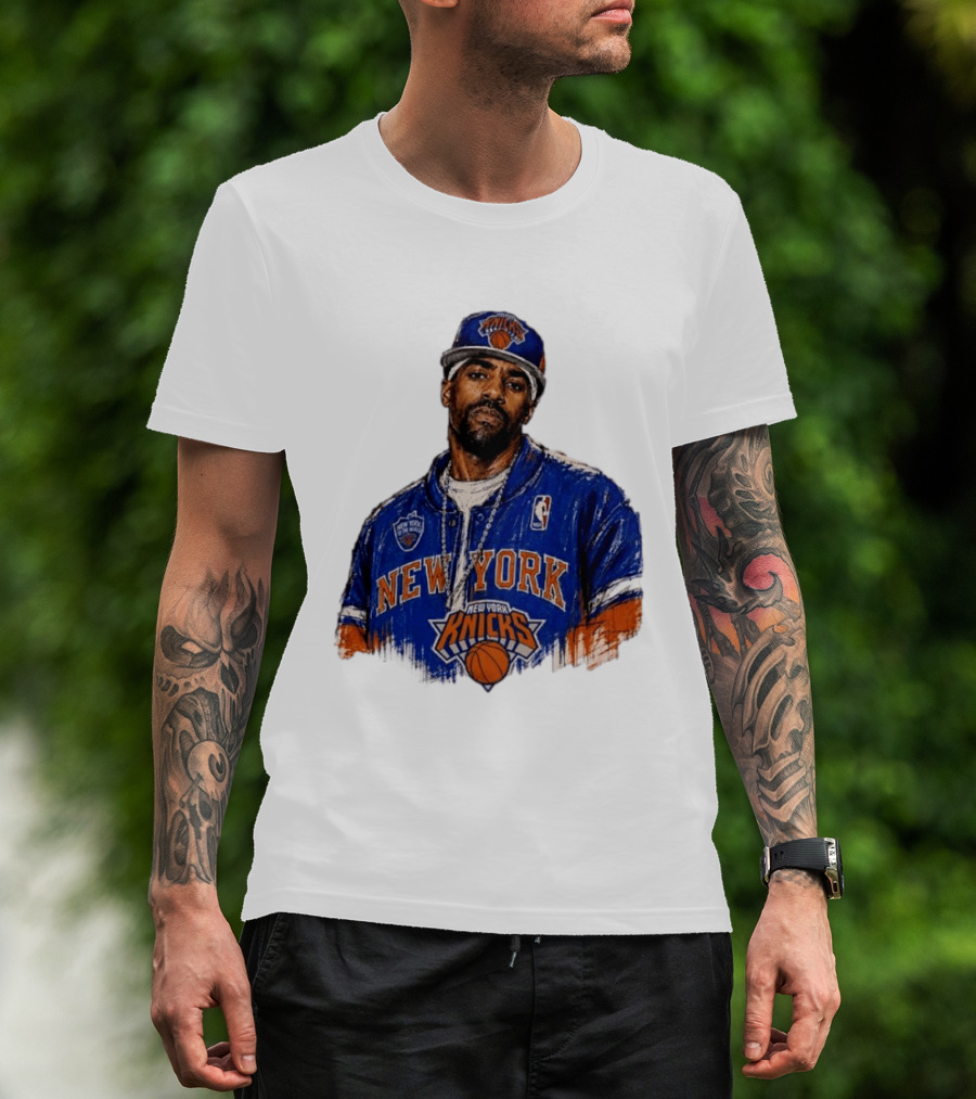 Kyrie Irving New York Knicks New Yorks Finest To The World Manhattan Knicks T-Shirt