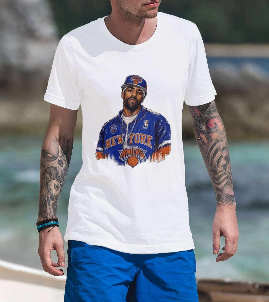 Kyrie Irving New York Knicks New Yorks Finest To The World Manhattan Knicks T-Shirt