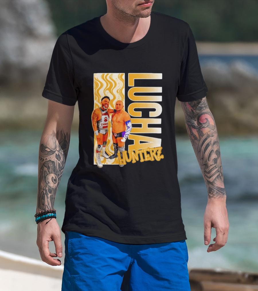 Lucha Hunterz Wrestlers Duo With Llamas And Gold Accents T-Shirt