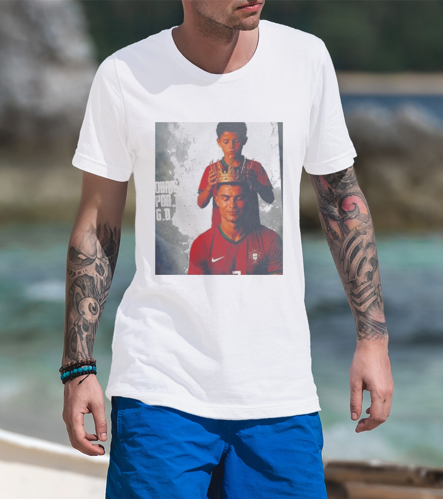Cristiano Ronaldo Portugal Obrigado Por Tudo GOAT Crowned King Soccer Legend T-Shirt