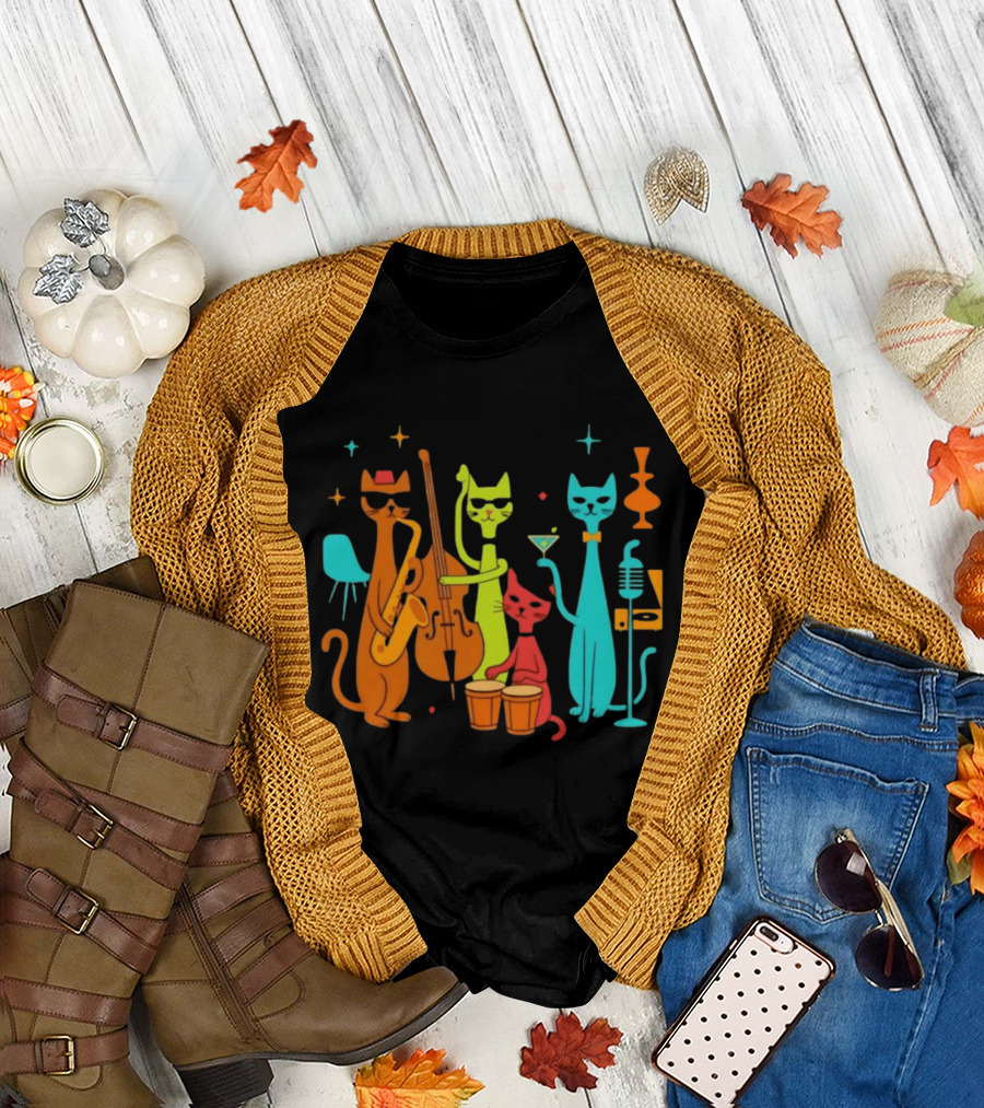 Jazz Cat Quartet Playing Instruments Bass Bongo Trumpet Martini T-Shirt