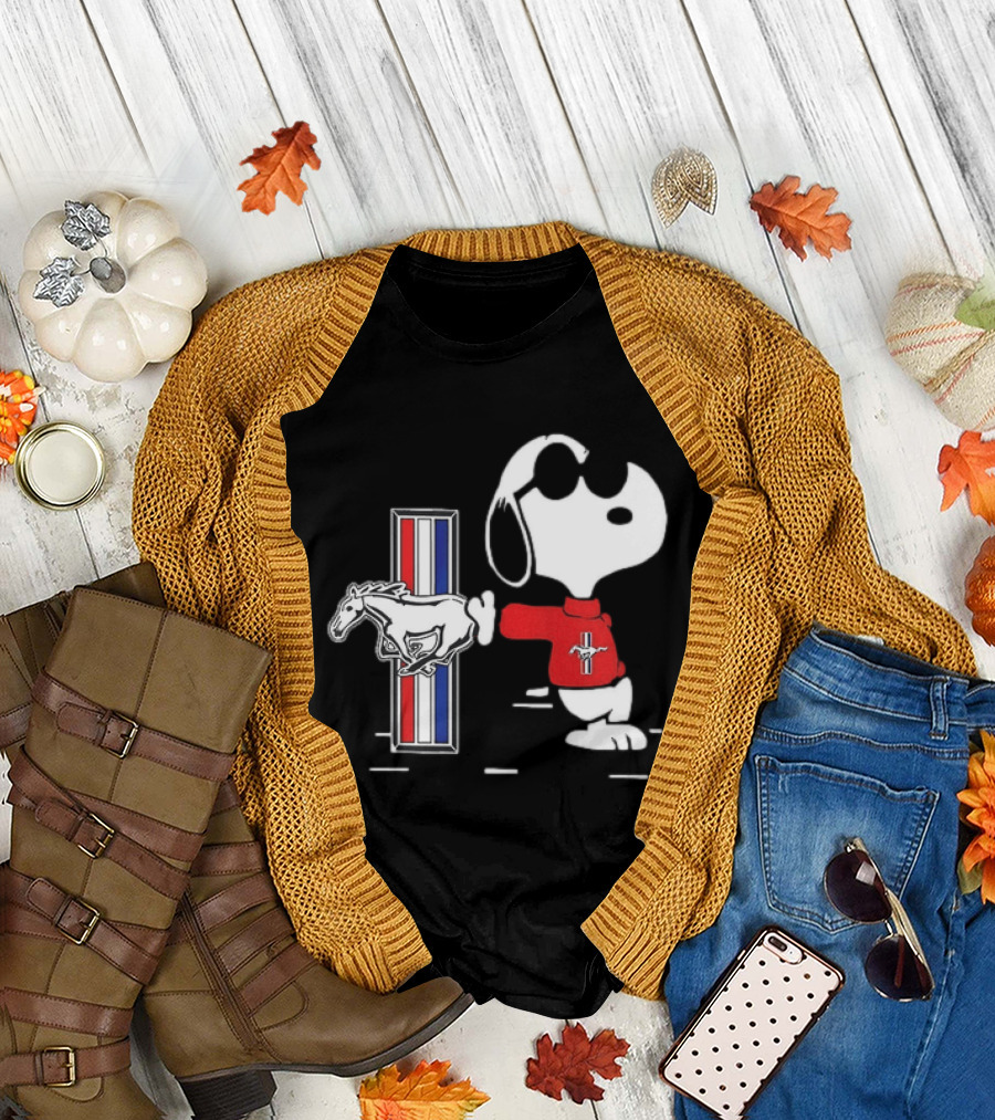 Snoopy Peanuts Ford Mustang Red Sweater Classic Mustang Pony T-Shirt