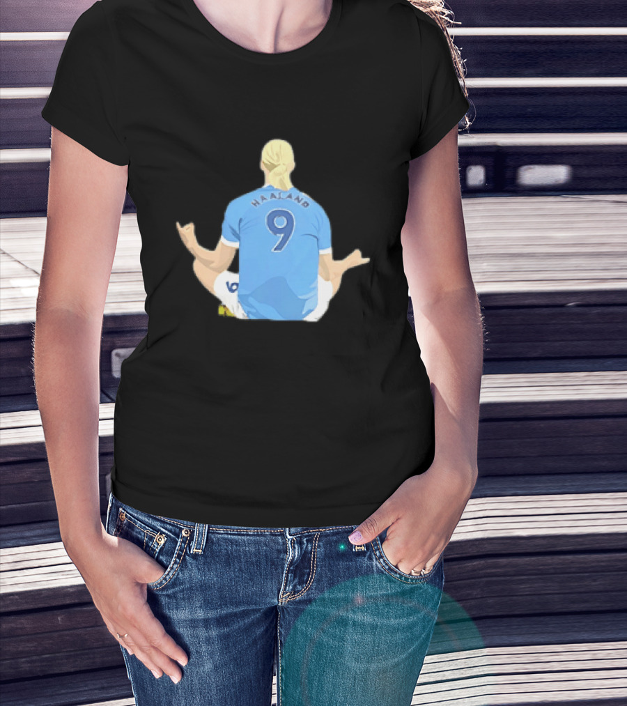 Norway Erling Haaland 9 Meditating Iconic Soccer Moment T-Shirt