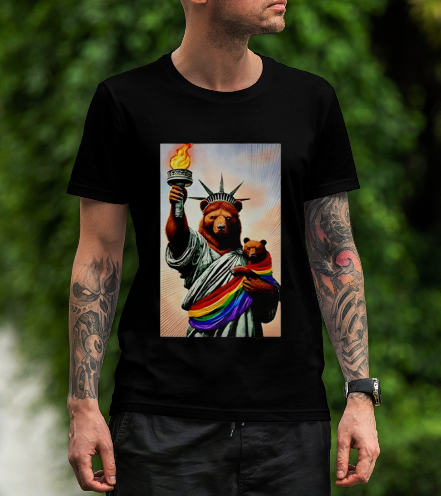 Bear Statues Liberty Rainbow Pride Torch T-Shirt