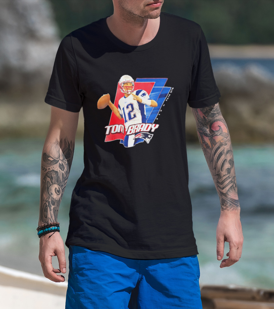 New England Patriots Tom Brady 12 Football Quarterback Iconic Action Pose T-Shirt