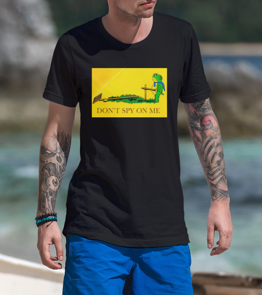Portland Frog Don't Spy On Me Anti Flock Camera T-Shirt
