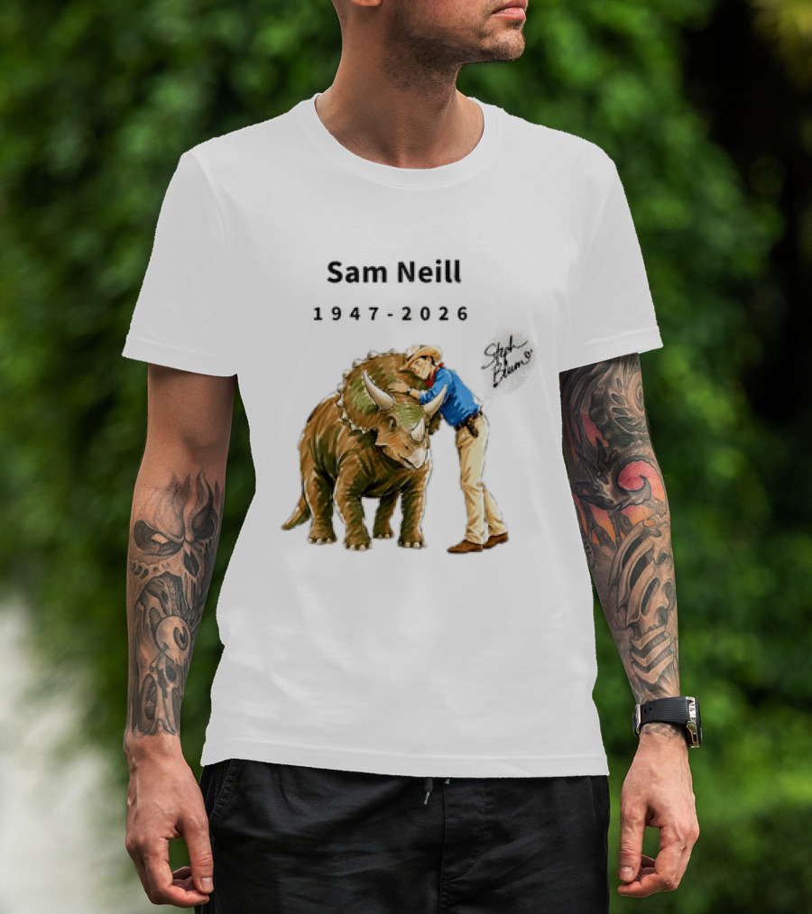 Sam Neill 1947 2026 Jurassic Park Iconic Triceratops Scene T-Shirt