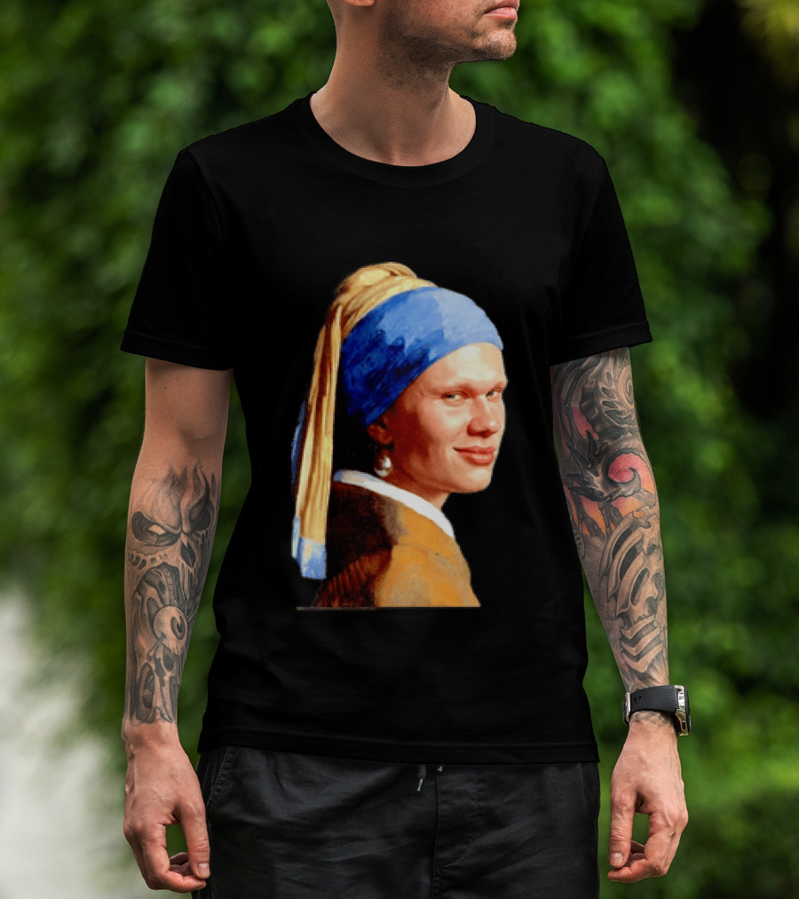 Erling Haaland Girl With A Pearl Earring Football T-Shirt